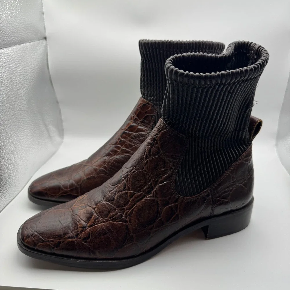 Louise et Cie Mens Brown Croc Embossed Leather Sock Ankle Boots Size 8.5M 39